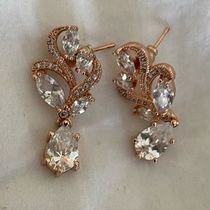 Beautiful Rosegold earrings